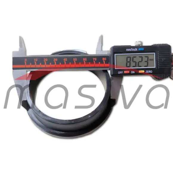 ČAURA ROTO KOSE DEUTZ FAHR FI 76 X 85 X 25 PVC-2