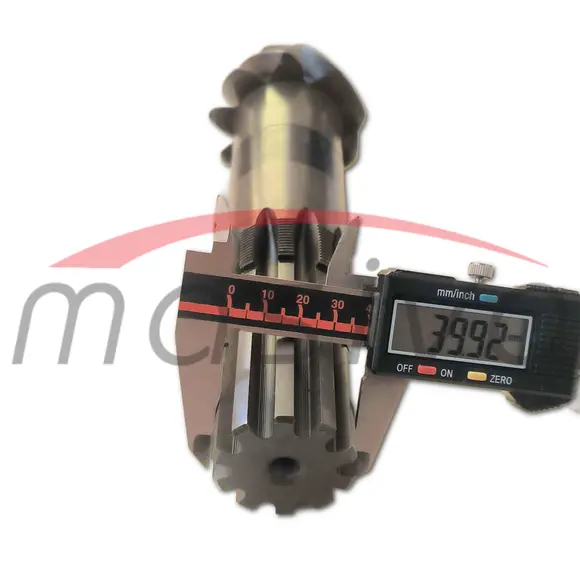 TANJURASTO KONUSNI PAR URSUS C-335  Z=9/40 POLJSKA-10