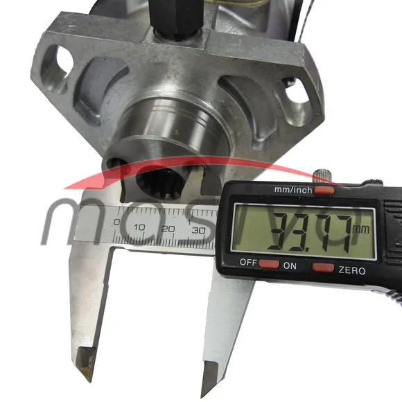 BOSCH PUMPA MASSEY FERGUSON MF-133-9