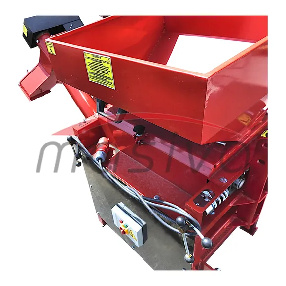 USITNJIVAČ ZA HRANU NA KARDAN - 10 Ks - KAPACITET 3500 kg/h-4