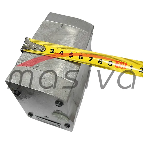 PUMPA HIDRAULIKE POMOĆNA IMT-560 STARA TIPA     3115 475 93-11