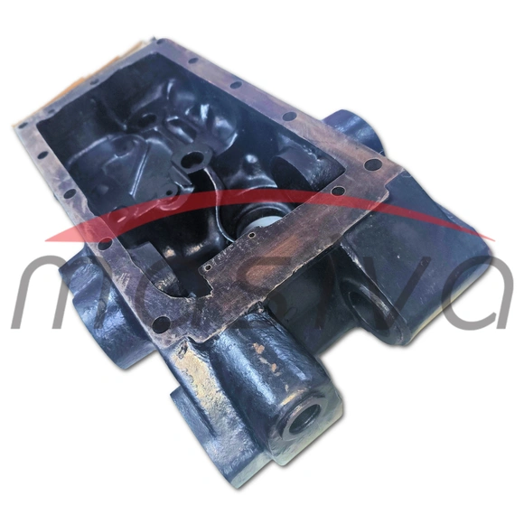 POKLOPAC HIDRAULIKE ZETOR-URSUS DUŽINA 370MM ŠIRINA 205MM-6