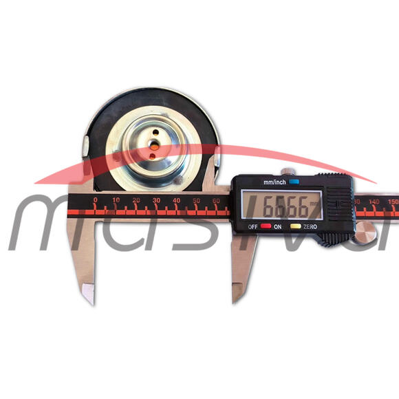 POKLOPAC REZERVARA GORIVA MASSEY FERGUSON SERIJE 100, 1000-3