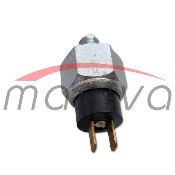 ŠTOP PREKIDAČ ULJNI URSUS C-355,360 ZETOR 4712,4718  50426370  IND-II-1