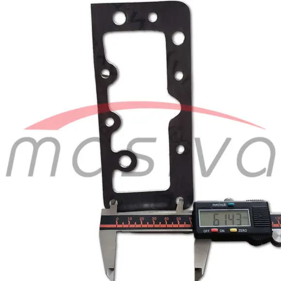 BRTVA POKLOPCA GLAVE PREDNJA IMT-533-539  702 772    IN-3