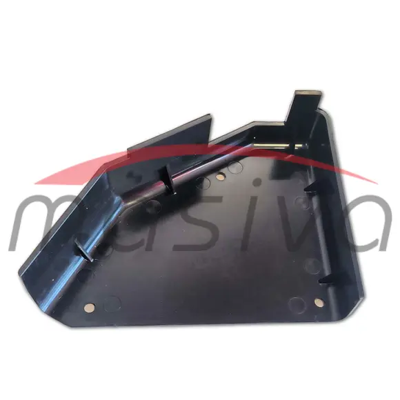 POKLOPAC BRAVE PVC DESNI ZETOR-1