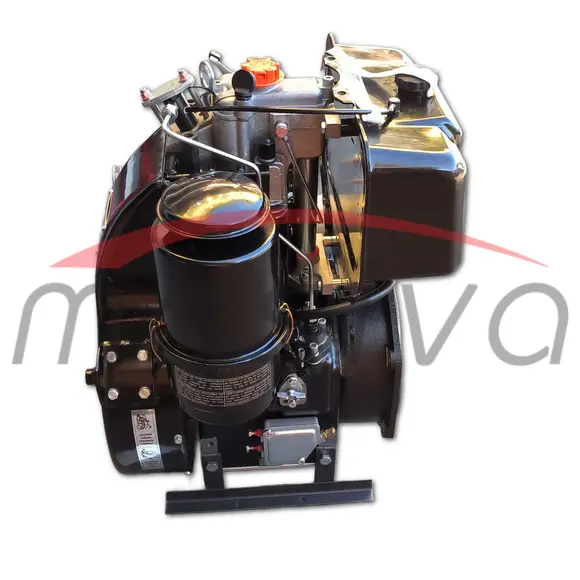 MOTOR 4LD 820 POLJOPRIVREDNI ELEKTRO START 17 Hp-14