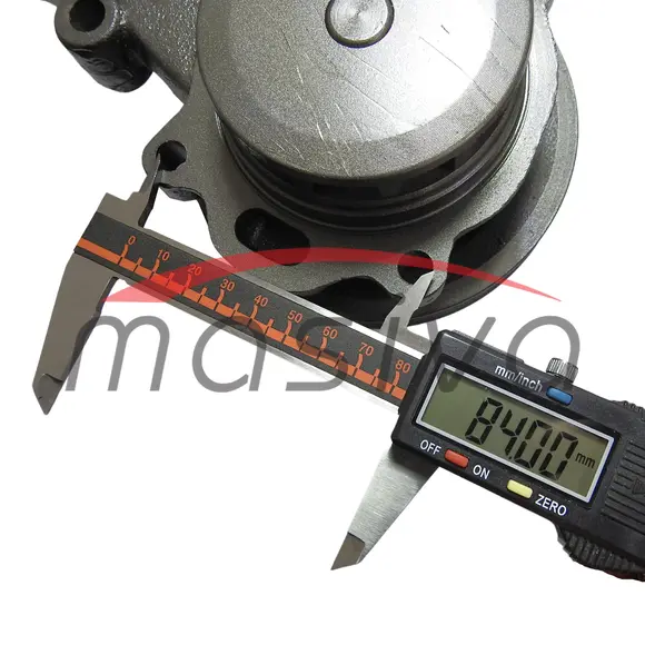 PUMPA VODE IMT-575-577-578  S-44 TAM 75-80 JEDAN IZVOD NA BLOKU 812 921    TU-5