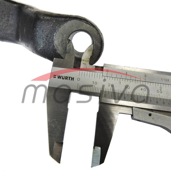 POLUGA DVOKRAKA IMT-558    555.17.025    TUM-1