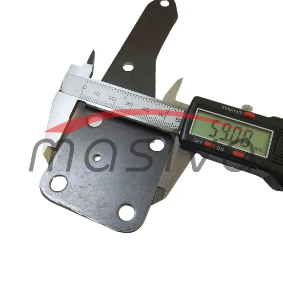 POKLOPAC NOSAČA PUMPE HIDRAULIKE IMT-542-549-560-577    560.02.125-2
