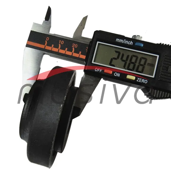 NOSAČ KABINE VEĆI N.T. IMT-539  SR   527.27.785-4