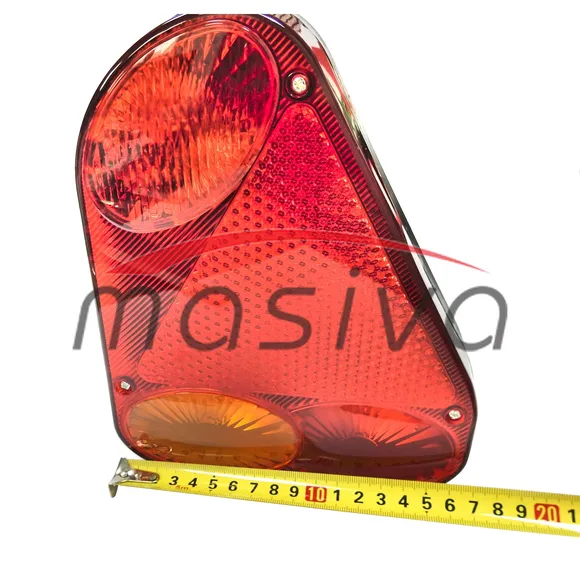 ŠTOP LAMPA UNIVERZALNA - TROKUT ZADNJA LIJEVA 218 X 174 X 56 mm-1