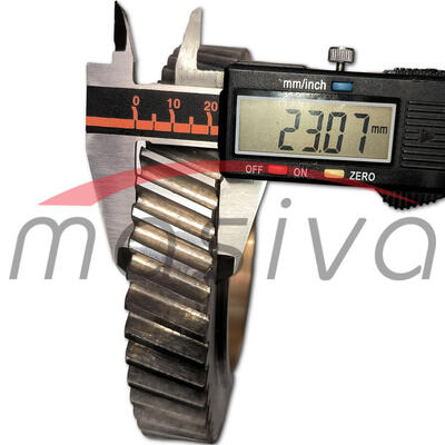 ZUPČANIK RAZVODA GORNJI ZETOR 5211,5245,6211,6245,7211,7245,7711,7745-2