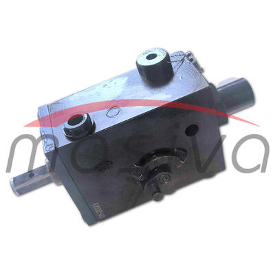 RAZVODNIK HIDRAULIKE URSUS  C-330/335 NOVA TIPA  42372010    IND-II-4