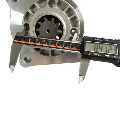 BENDIX I PRIRUBNICA ELEKTROPOKRETAČA IMT-539 S REDUKTOROM  Z=10-1