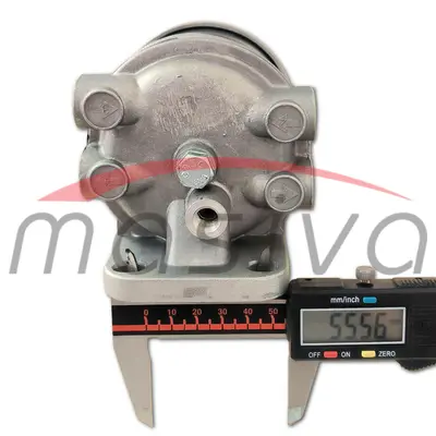 NOSAČ FILTERA GORIVA SA ALUMINISKOM ČAŠICOM  MASSEY FERGUSON 2M86850-3
