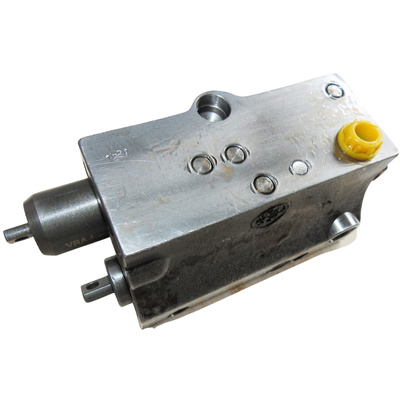 RAZVODNIK HIDRAULIKE ZETOR 5711