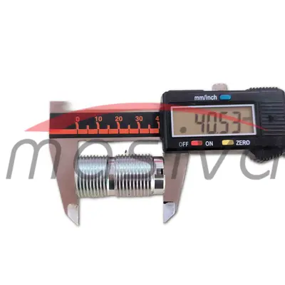 HOLENDER NOSAČA FILTERA ULJA ZETOR-1