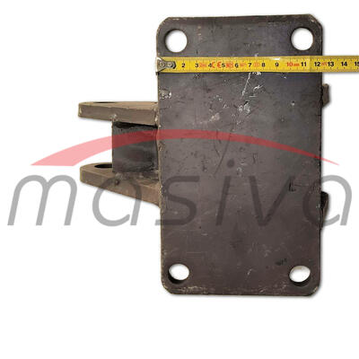 POKLOPAC ZADNJEG KUČIŠTA I NOSAČ TOPLING POLUGE URSUS C-330/335 50014082  IND-II-9