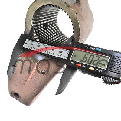 ČAURA UŽLJEBLJENA VRATILA HIDRAULIKE URSUS C-330/335  50162050    IND-II-5