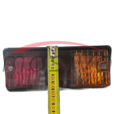 ŠTOP LAMPA S NOSAČEM ZADNJA DESNA DEUTZ DX 80-120  JOHAN DEERE SERIJA 20,30-5
