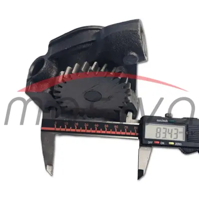 PUMPA ULJA TORPEDO 4506-4806-5506-7506 FL-912 TRI ILI ČETIRI CILINDRA M28x1,5 PO-6