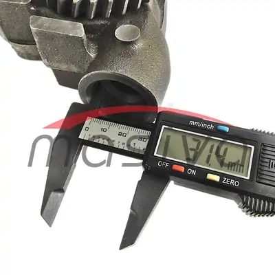 PUMPA ULJA TORPEDO 9006 FL-912 ŠEST CILINDRA    213 0442 M32x2  MASIVA-5