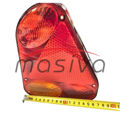 ŠTOP LAMPA UNIVERZALNA - TROKUT ZADNJA LIJEVA 218 X 174 X 56 mm